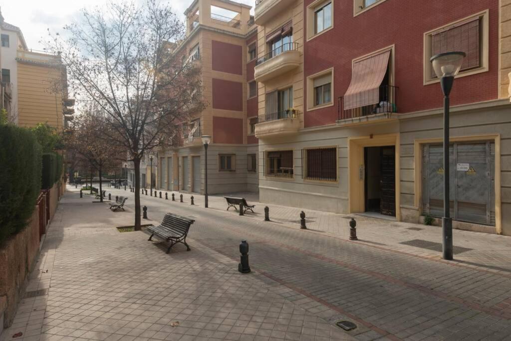 Fabuloso Piso Junto A Paseo De La Bomba Granada Dış mekan fotoğraf