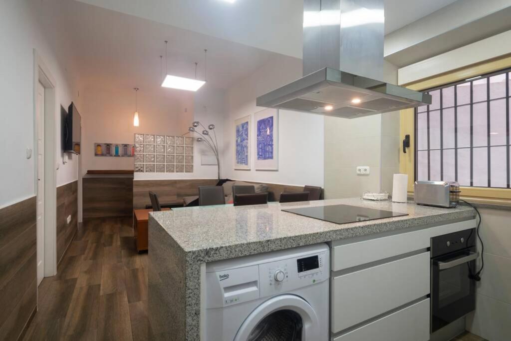 Fabuloso Piso Junto A Paseo De La Bomba Granada Dış mekan fotoğraf